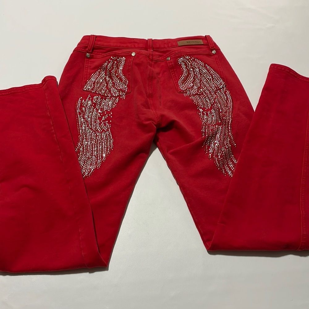 Beverly rhinestone jeans size 7 red soft and stretchy skinny  Functioning zip
